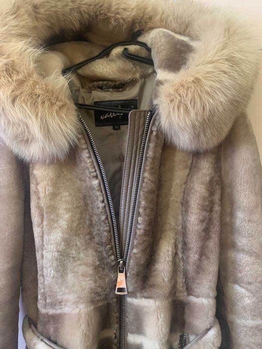 Жіноча шуба з мутона