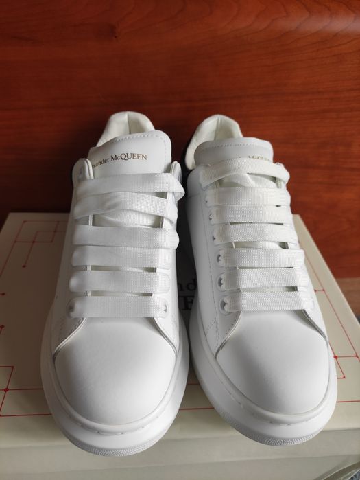 Tênis Alexander McQueen