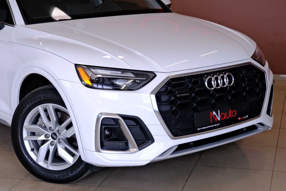 Audi Q5 2021 біла