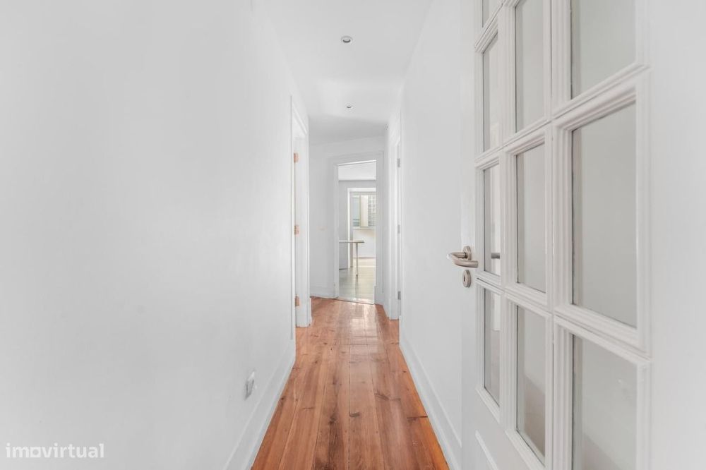 Apartamento T2 + 1 com vista, Estrela, Lisboa