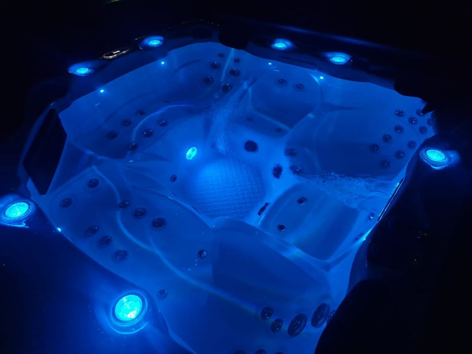 Jacuzzi ogrodowe, wanna, spa Balboa  5 osobowe