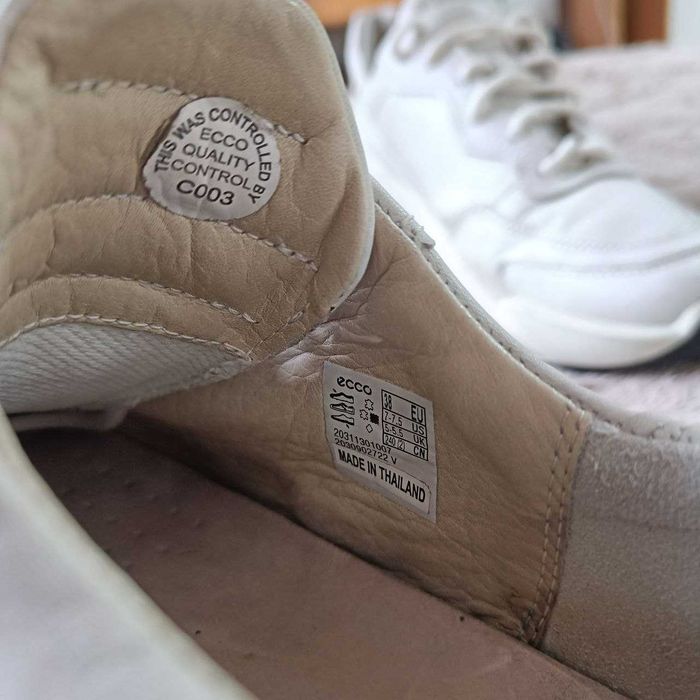 Кросівки кожані білі ECCO CHUNKY SNEAKER розмір 38