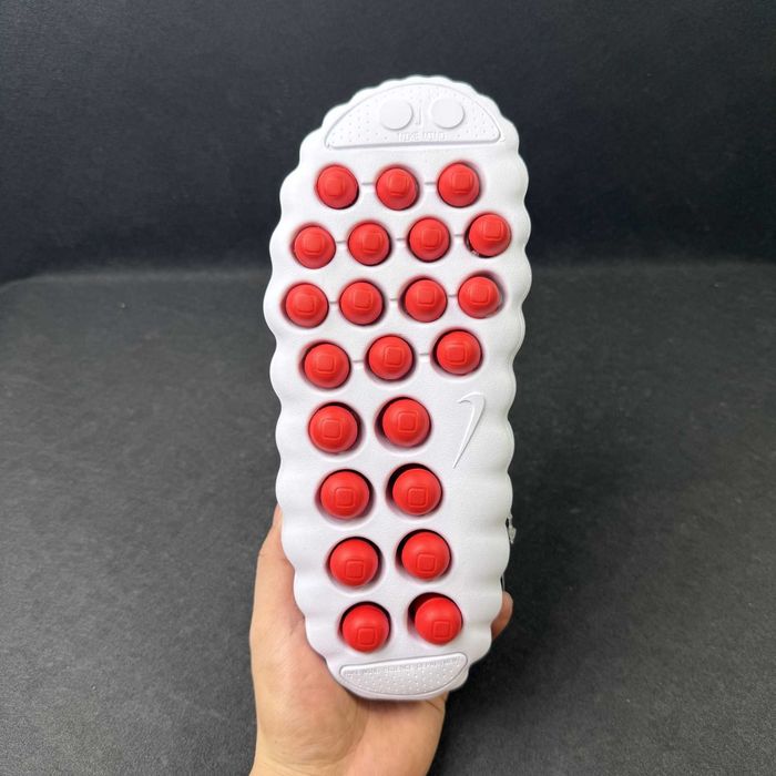 Biały kapcie Nike Mind 001 R.42