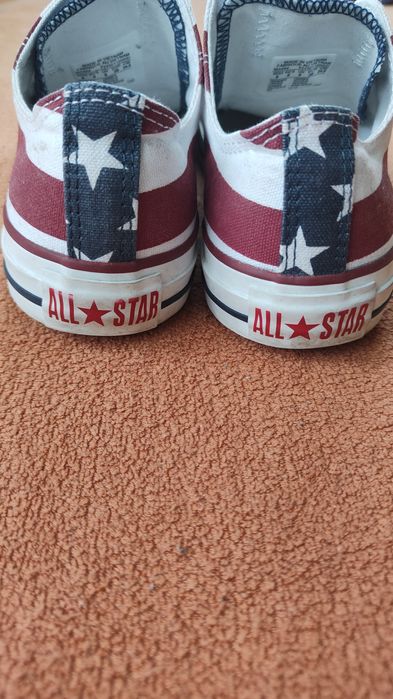 Trampki converse - w stylu amerykańskim
