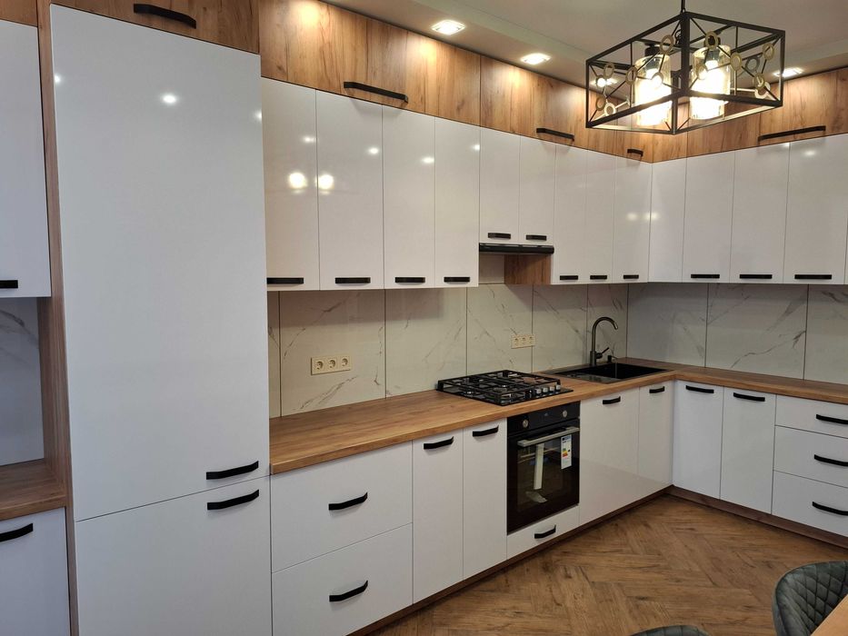 Оренда 2 кімнатної квартири у новобудові вул. Тролейбусна. Перша здача