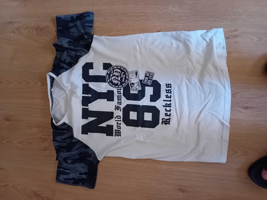 Varias t-shirts Homem a 5 e 7euros