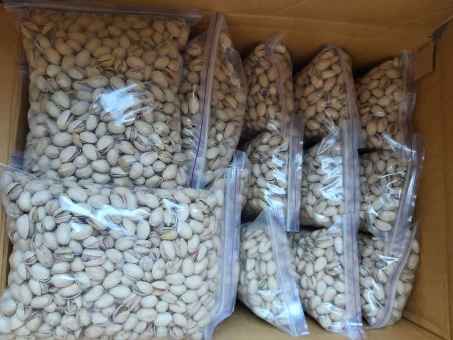 Фісташки крупні солоні, смажені. Каліфорнійські в роздріб та оптом.