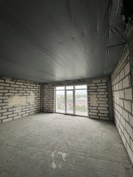 В Продажу 3 к к в Клубному Домі  в Новобудові