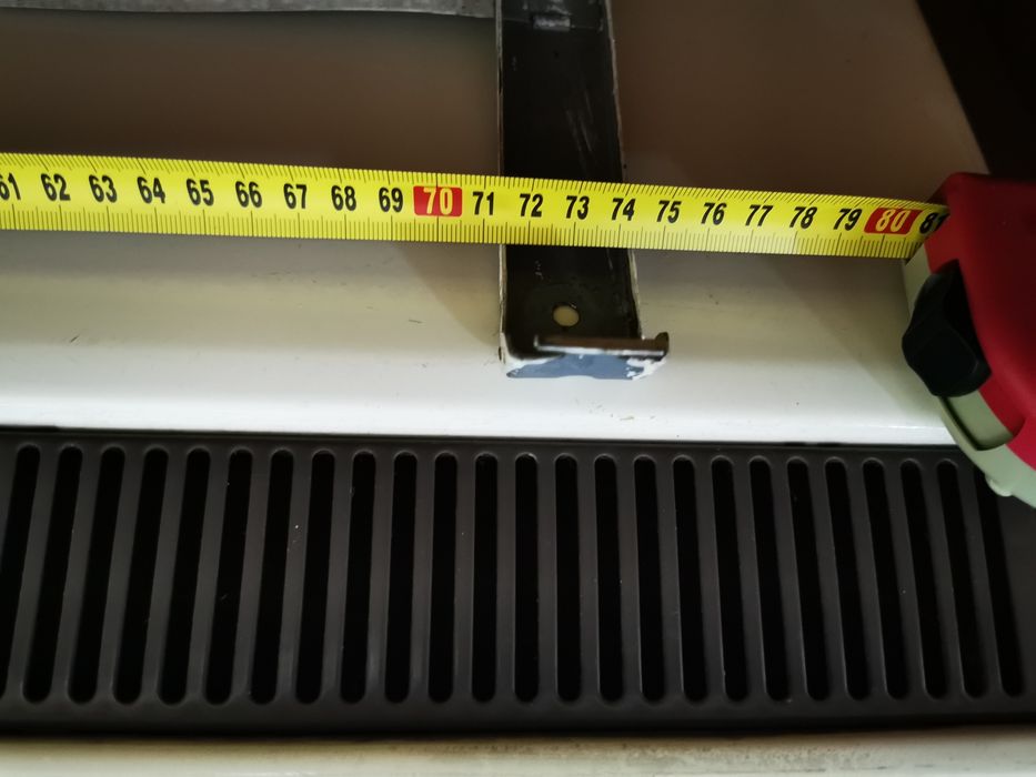 Piecyk elektryczny na ścianę. Dobrze ogrzewa 20m2