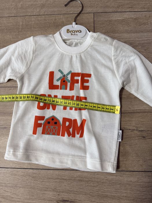 Кофточка детская , водолазка