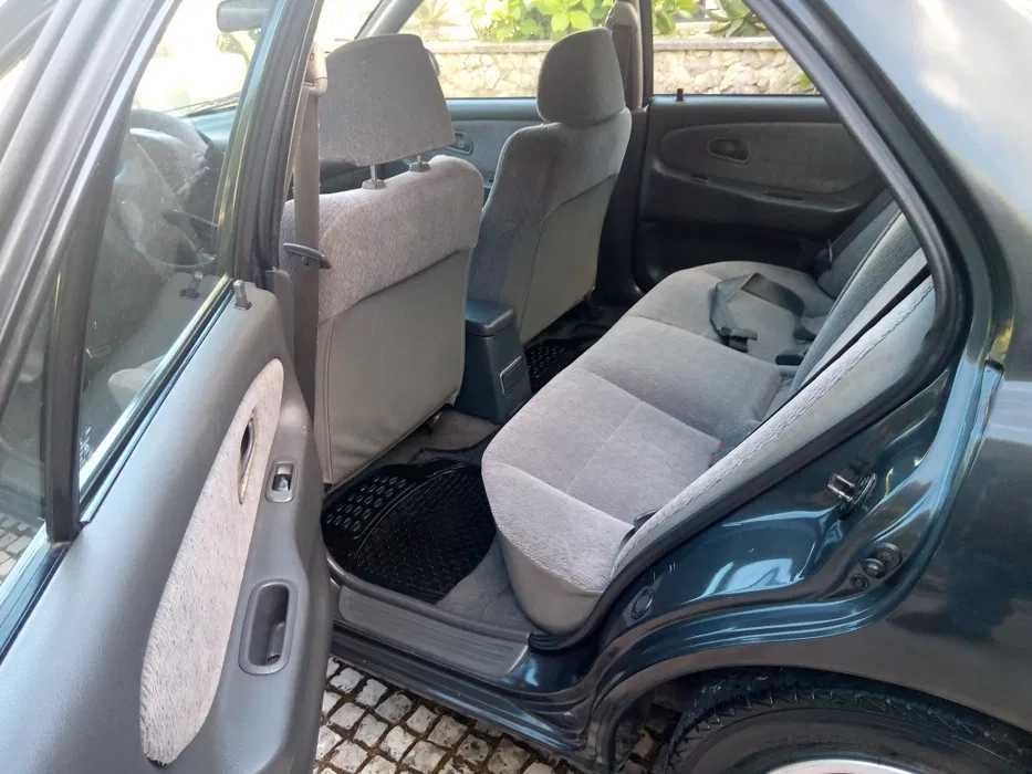 Mitsubishi Lancer GLXi