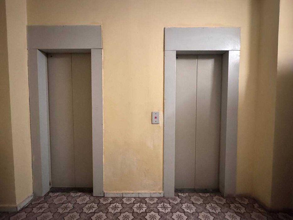 Повноцінна 2-кімнатна під ремонт, пр. Бажана 10 -м. Осокорки і Позняки