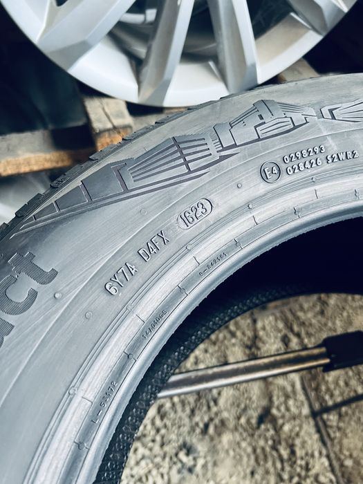 Шини Резина Всесезонні 235 55 17 Continental AllSeasonContact 2шт