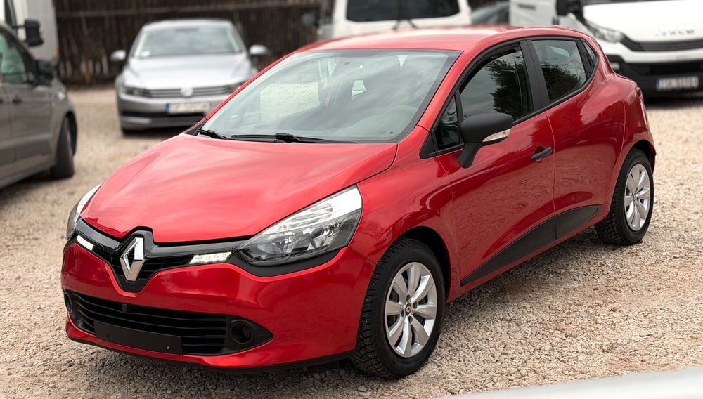 Renault Clio IV 2015r 1.2 Benzyna 16V 75KM Klimatyzacja, Podgrz. Fotele, Uszkodzony