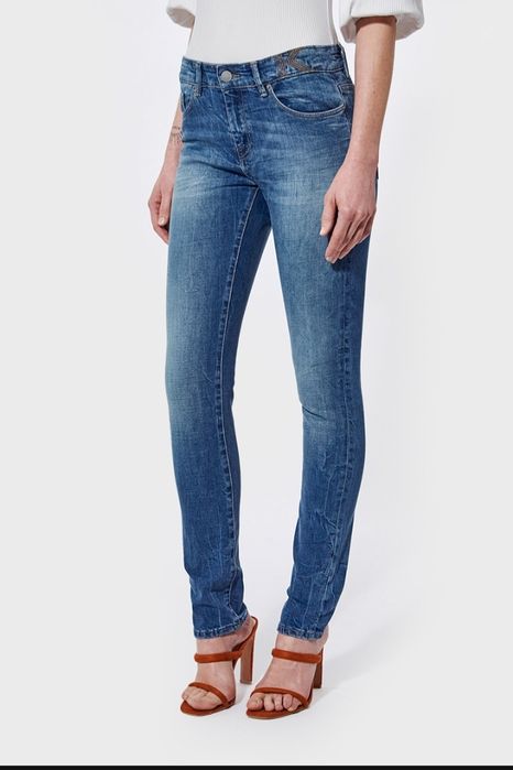 Calças novas de ganga Kaporal