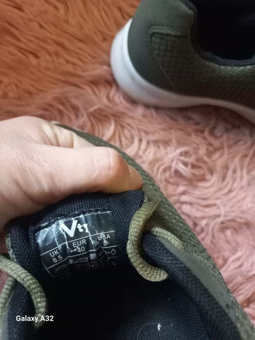 Obuwie damskie sportowe VTY 40 rozmiar