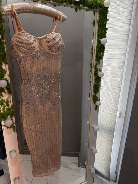 Розкішне плаття боді