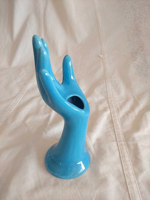 ring display64740595585409122