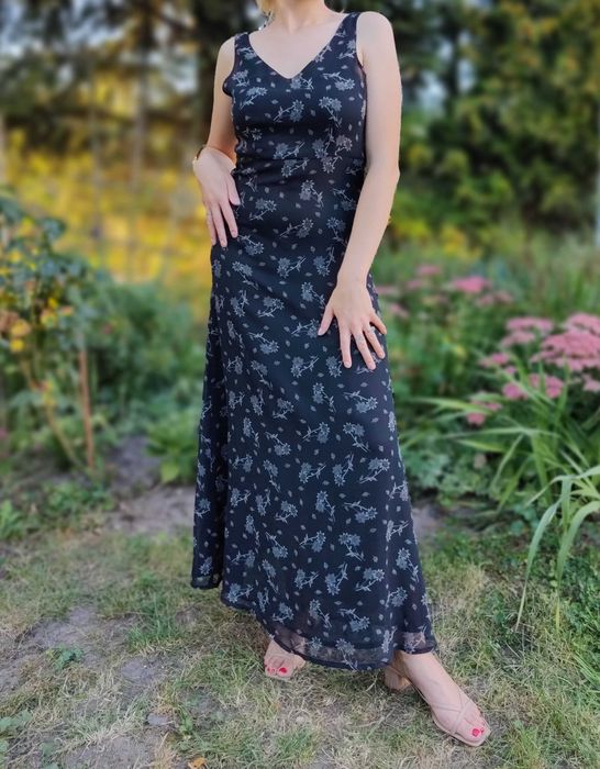 Długa czarna sukienka vintage retro 36 S Y2K 90s goth prosta w kwiaty