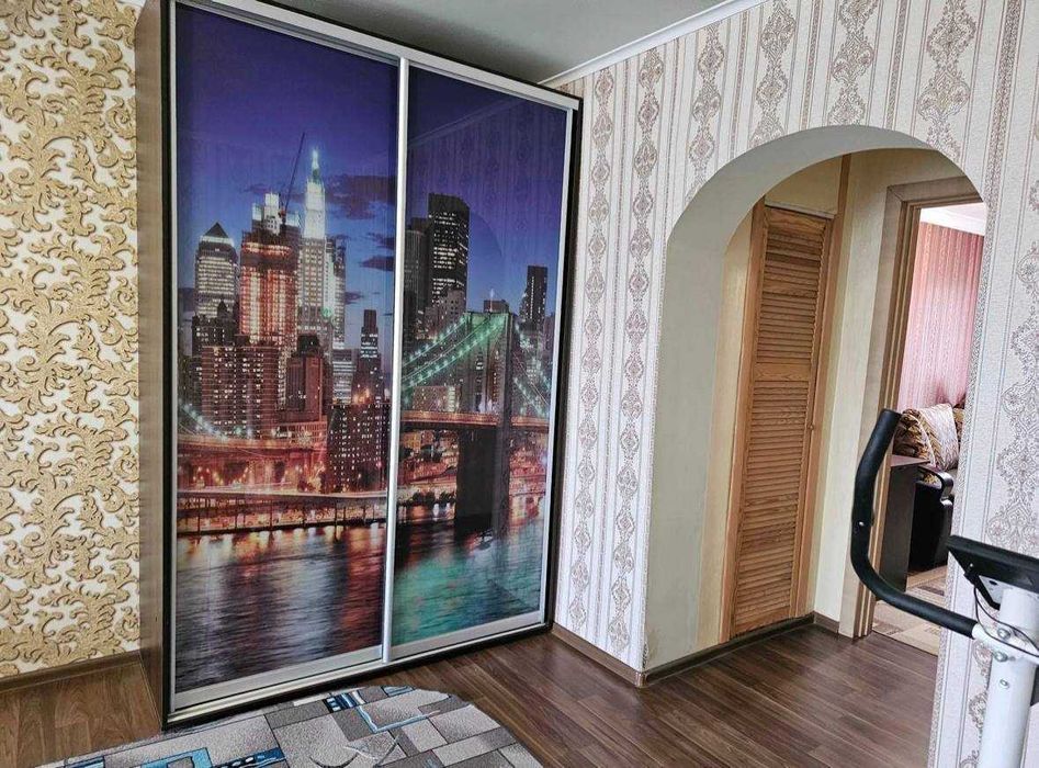 ПРОДАЮ гарна 2к квартира ПР.СЛОБОЖАНСЬКИЙ Калинова ТЦ Млин ГАЗ!