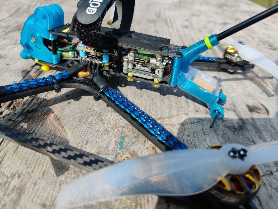 Rekon 5 DJI AirUnit Caddx Vista RunCam GPS Matek Mamba FPV дрон 5 inch