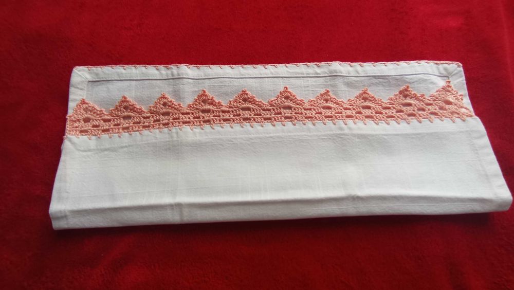 Pano de cozinha com barrado crochê