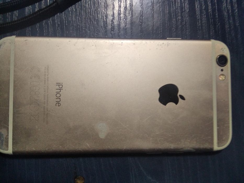 Айфон шестой в рабочем состоянии.