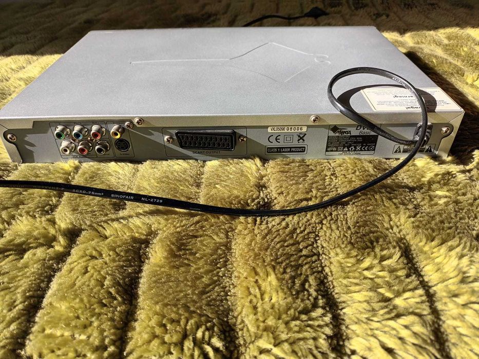 Odtwarzacz DVD Manta