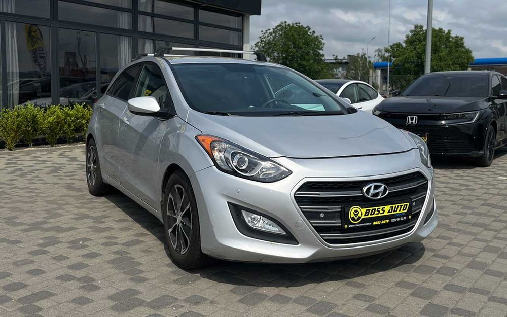 Hyundai Elantra 2016