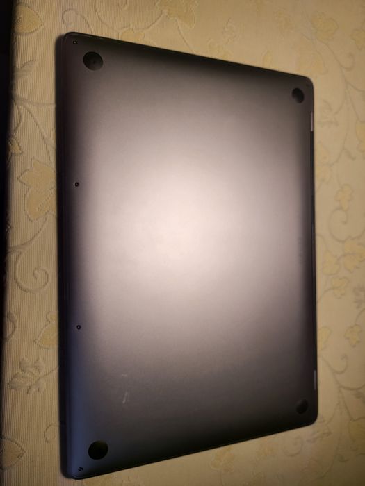 MacBook pro 15 a1707  16ram 512ssd