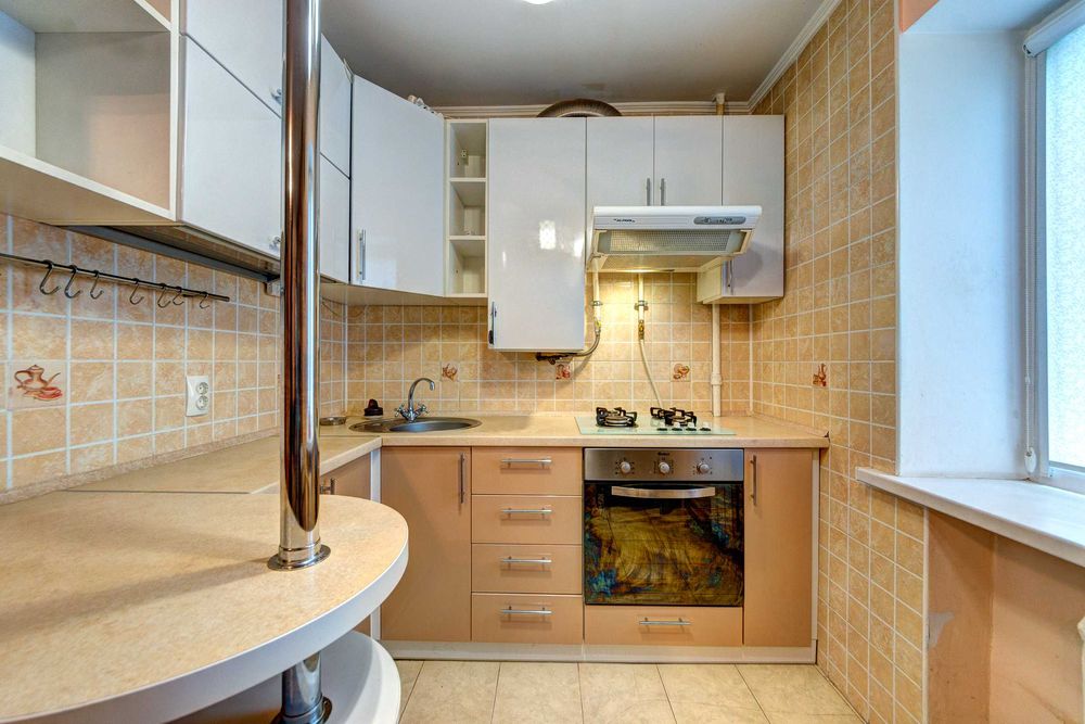 Посуточная аренда просторной 3к квартиры м. Печерская.