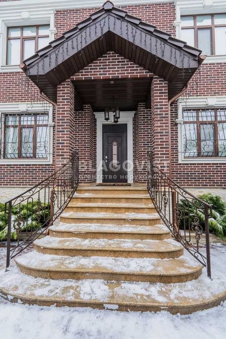 Продаж будинок 550м з ремонтом Осокорки Київ Дніпро вул Садова