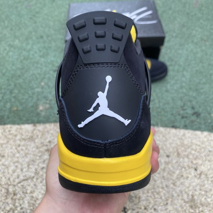 Кросівки Air Jordan 4 Retro Thunder Джордан ретро AJ4 чорні жовт — zdjęcie 3