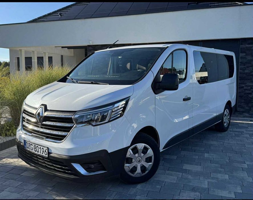 Bus 9 osobowy Wynajem Busów