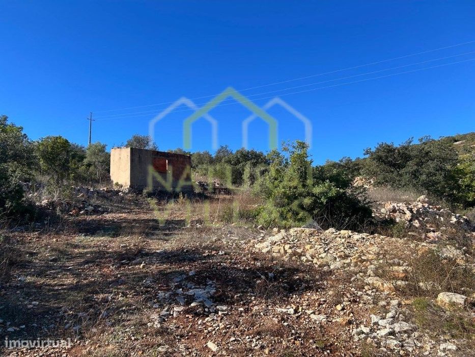 Terreno Rústico com Vistas Panorâmicas em Querença, Loulé