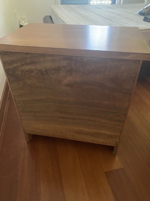 Mesinha de Cabeceira