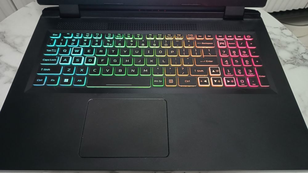 Laptop gamingowy 17,3 Acer Nitro i5 RTX 3060 16GB RAM 512GB SSD