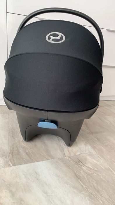 Автокрісло Cybex Aton M