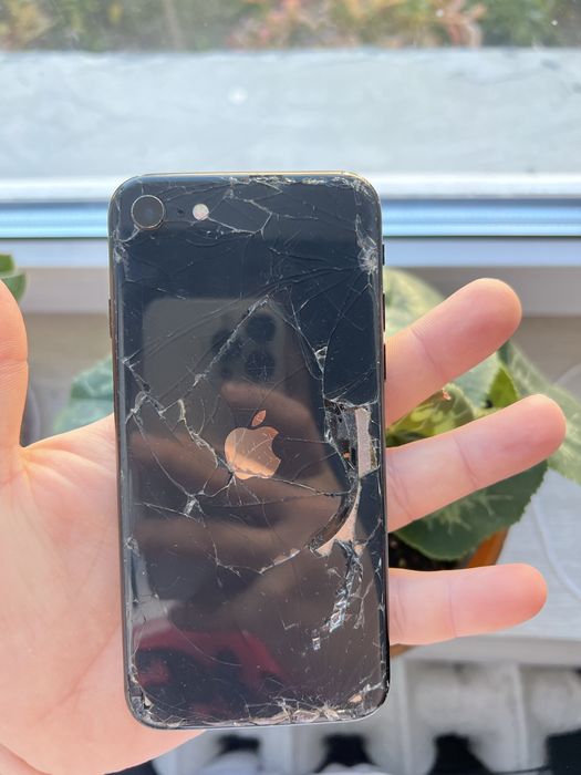 iphone SE 2 на запчасти