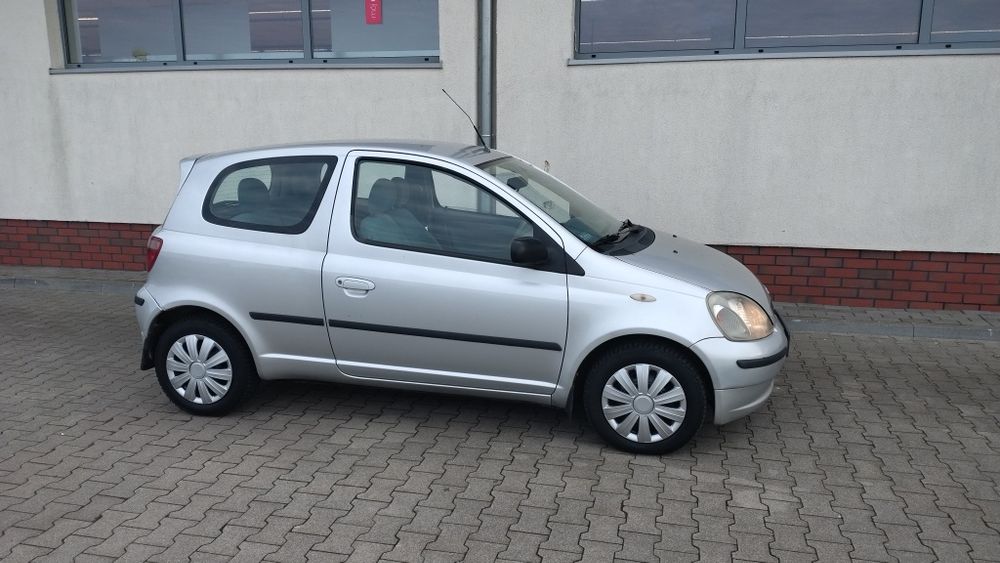 Toyota Yaris//klima sprawna//elektryka