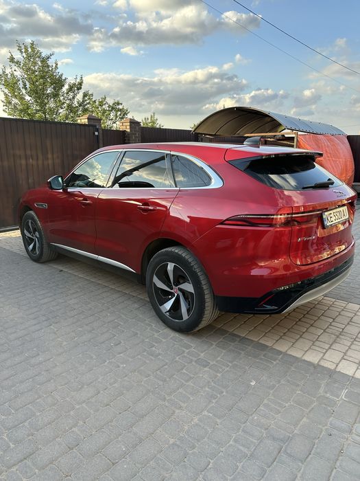 Ягуар F-Pace официал