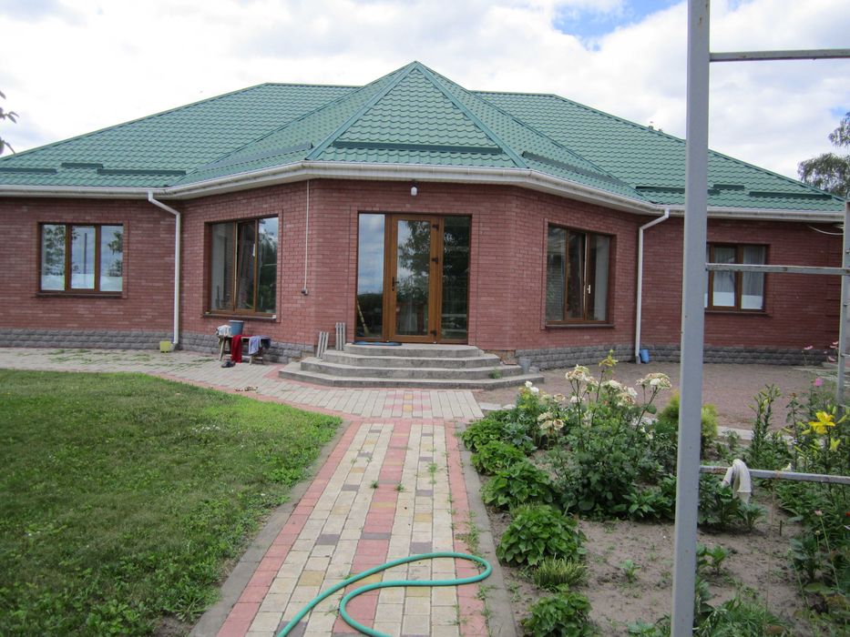 Продаж будинку в с. Хацьки працюємо по державних програмах
