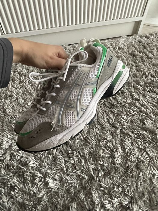 кросівки Asics GEL-1090v2