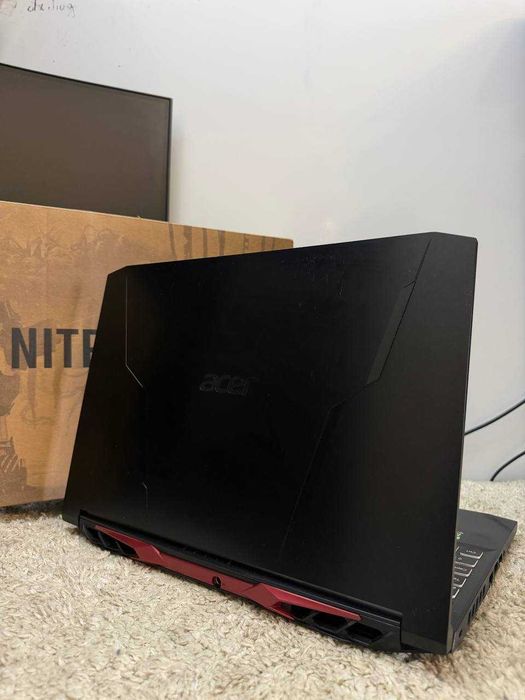 Acer nitro 5 RTX3070 8gb-Razen 7 5800h-16озу-SSD m2