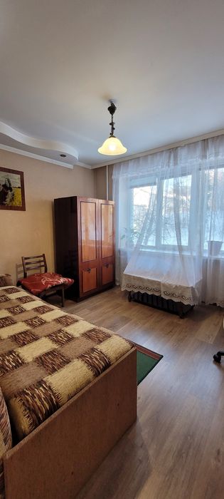 Оренда підселення окрема кімната для дівчини