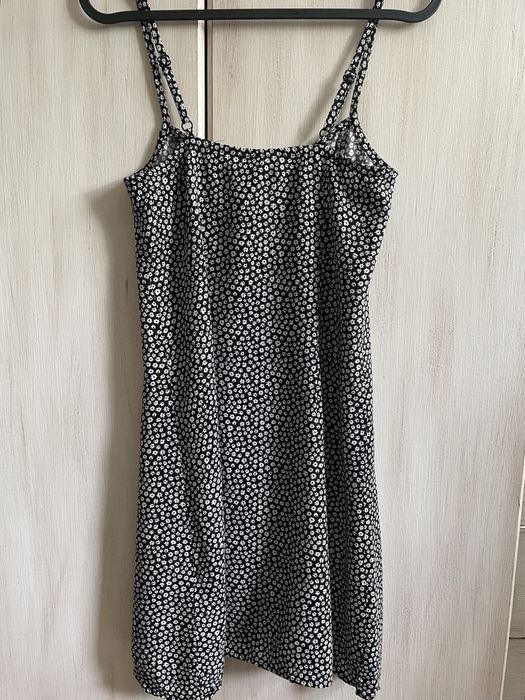 Damska czarno-biała sukienka