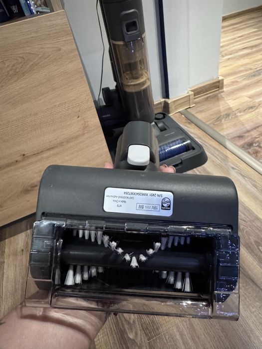 Odkurzacz pionowy Philips aquatrio 7000 xw7264/11