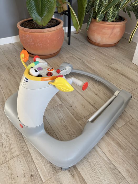 Chodzik Chicco 3w1 pchacz i jeździk