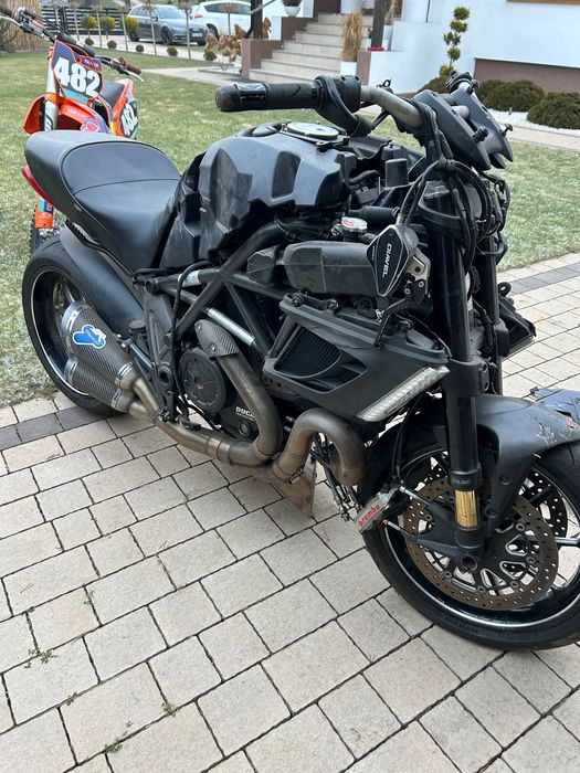 Ducati diavel 2012