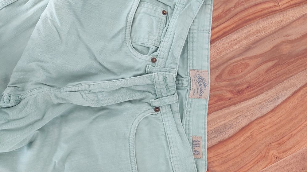 Calças de ganga verde sexo. Pull&Bear. Tamanho 40